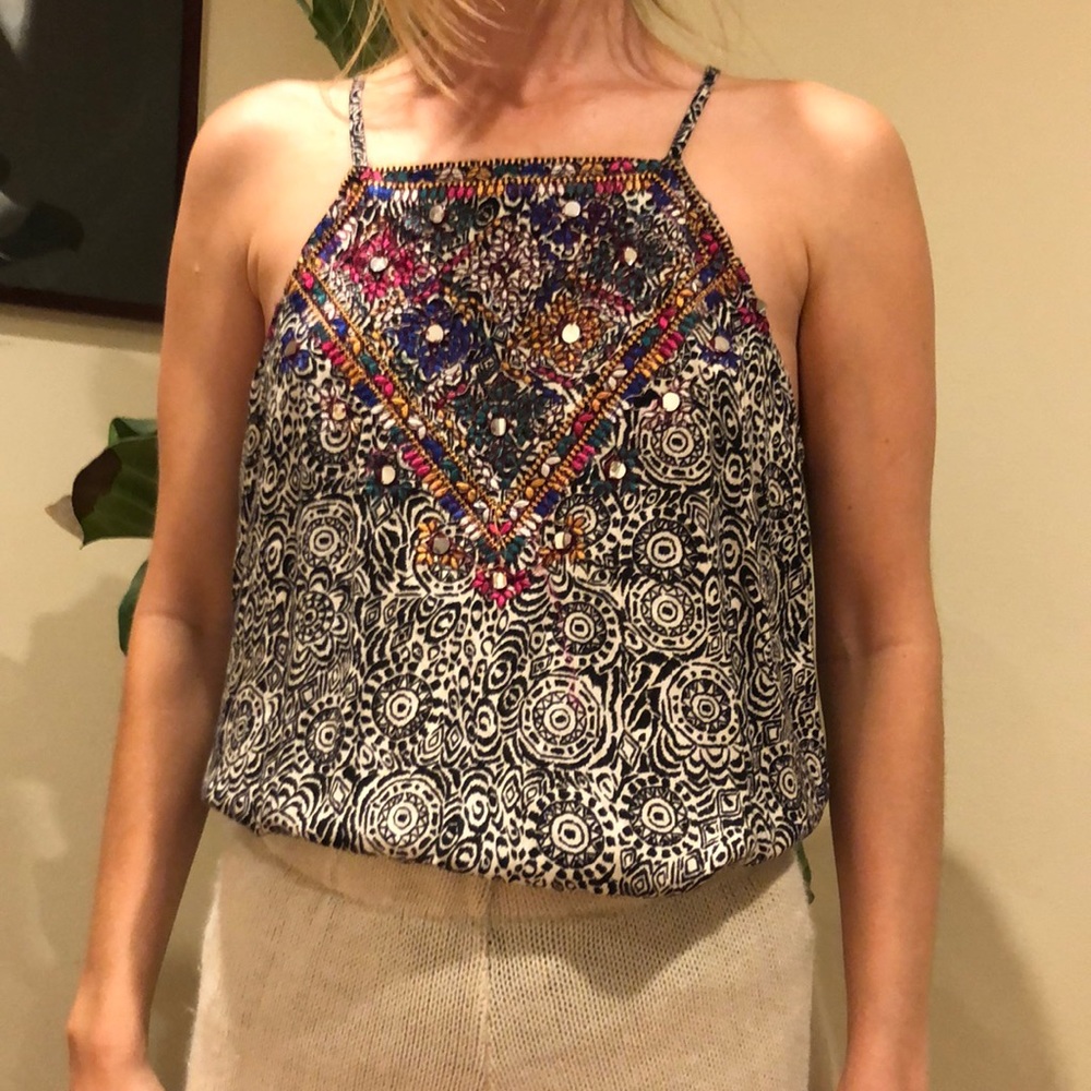 Urban outfitters embroidered blouse, size Xs